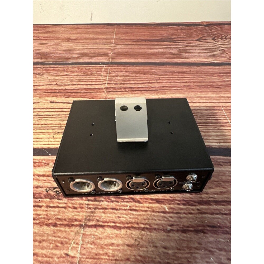 Azden FMX-2 2 Channel Field Mixer - TESTED - Picture 9 of 9